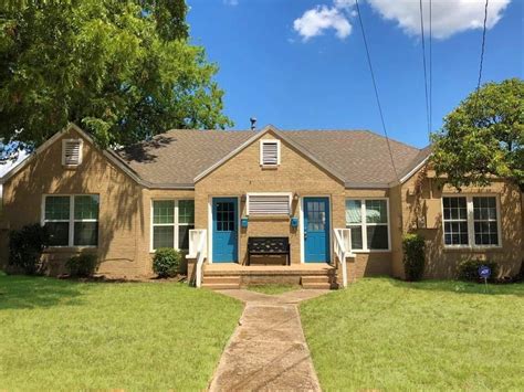 Browse photos, see new properties, get open house info, and research neighborhoods on Trulia. . For rent denton tx